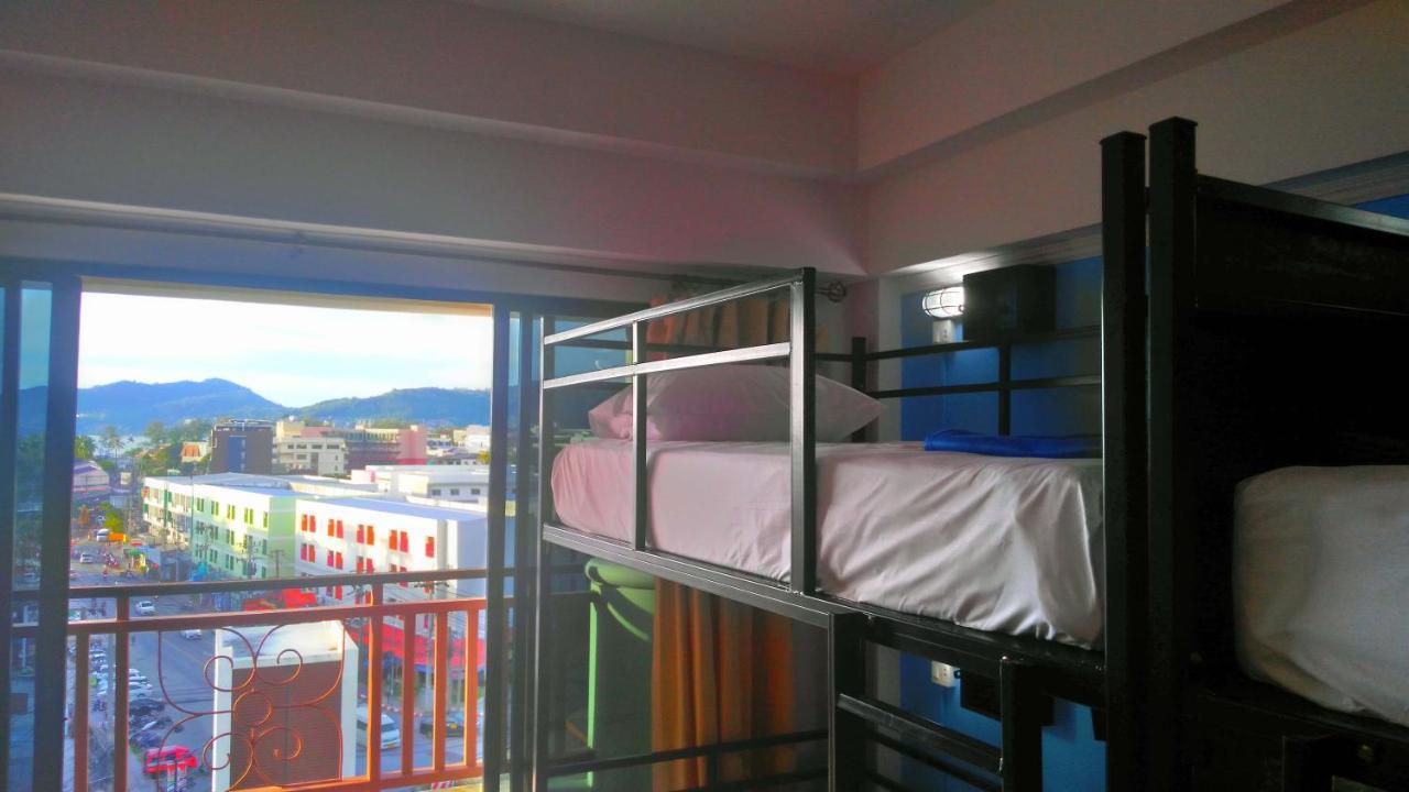 Auberge de jeunesse Bodega Phuket Patong (Adults Only) Extérieur photo