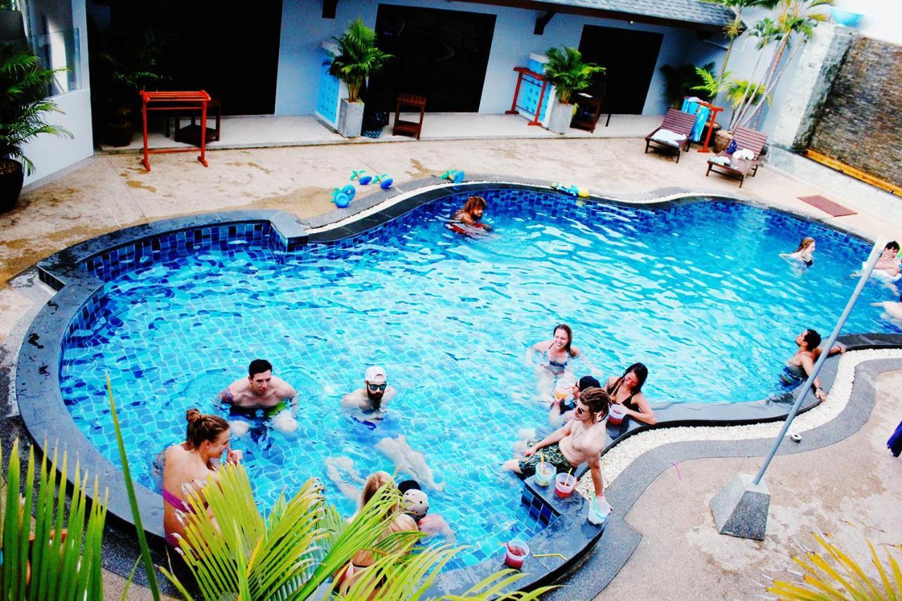 Auberge de jeunesse Bodega Phuket Patong (Adults Only) Extérieur photo