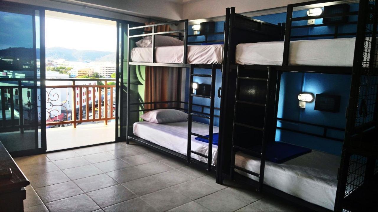 Auberge de jeunesse Bodega Phuket Patong (Adults Only) Extérieur photo