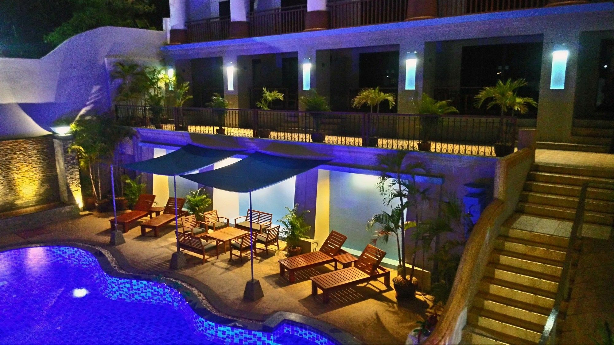 Auberge de jeunesse Bodega Phuket Patong (Adults Only) Extérieur photo