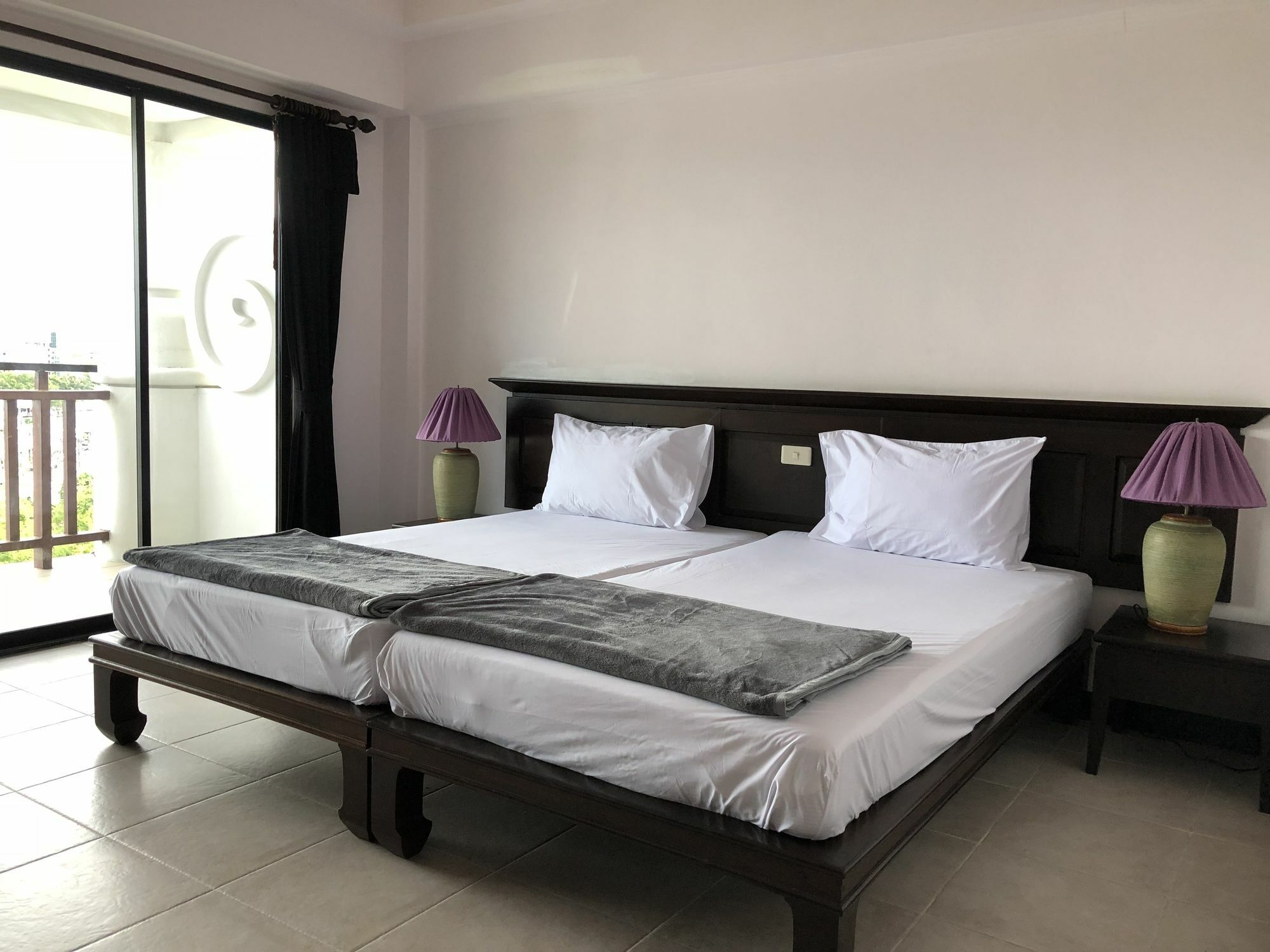 Auberge de jeunesse Bodega Phuket Patong (Adults Only) Extérieur photo